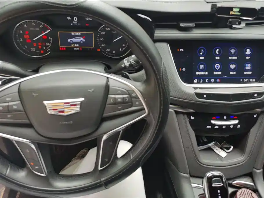 Cadillac XT5 2024 — фото 12