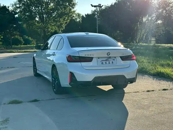 BMW 3 Series 2024