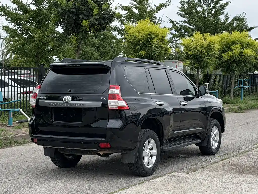 Toyota Prado 2015