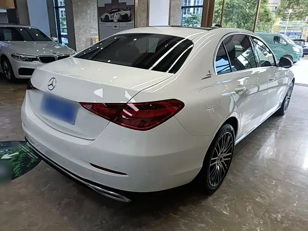 Mercedes-Benz C-Class 2023