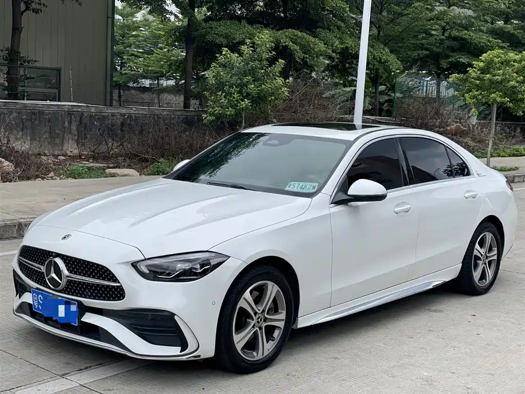 Mercedes-Benz C-Class 2022 — фото 1