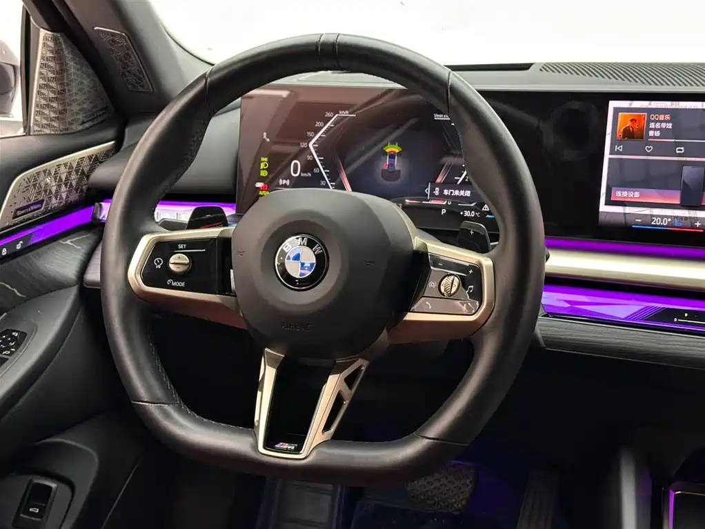 BMW 5 Series 2024 — фото 12