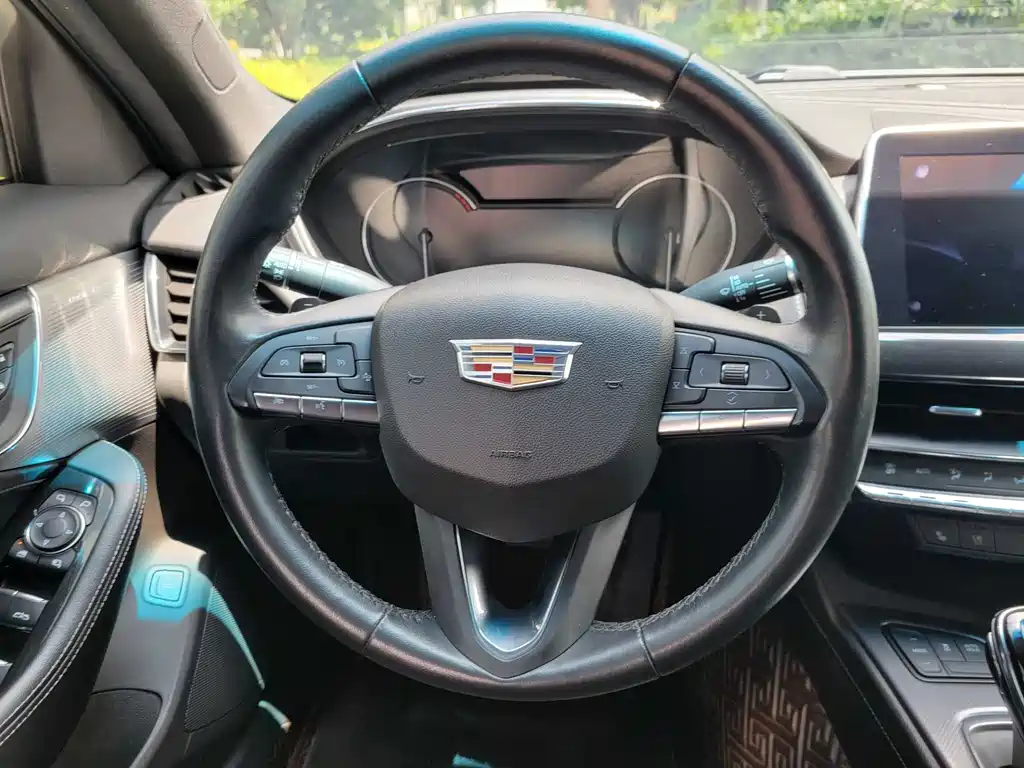 Cadillac CT5 2022 — фото 17