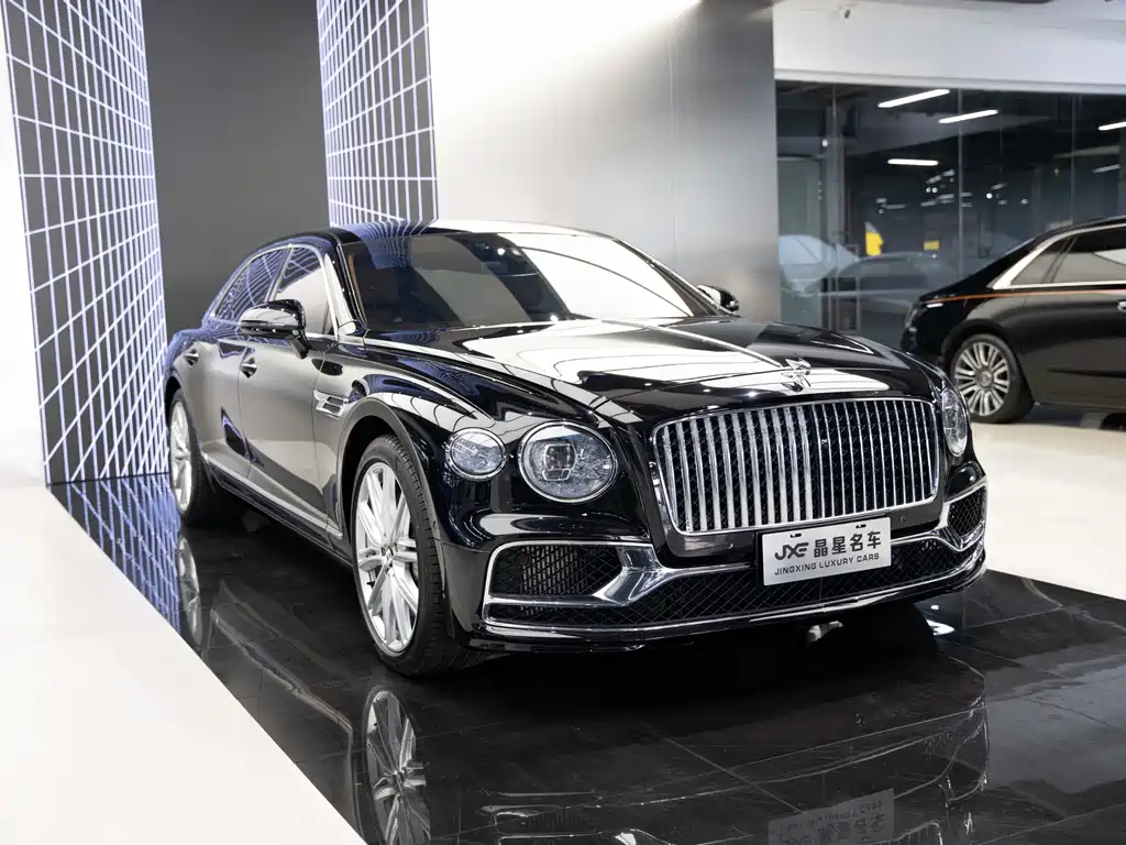 Bentley Flying Spur 2021 — фото 3
