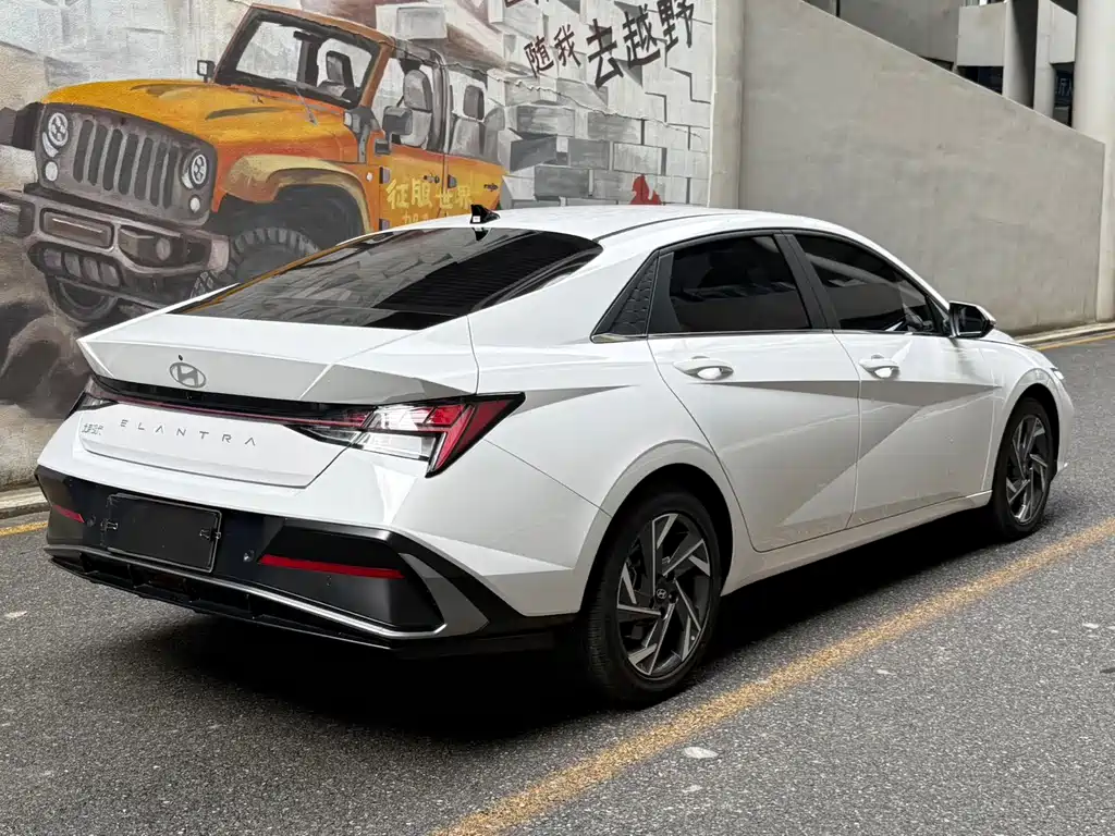 Hyundai Elantra 2026