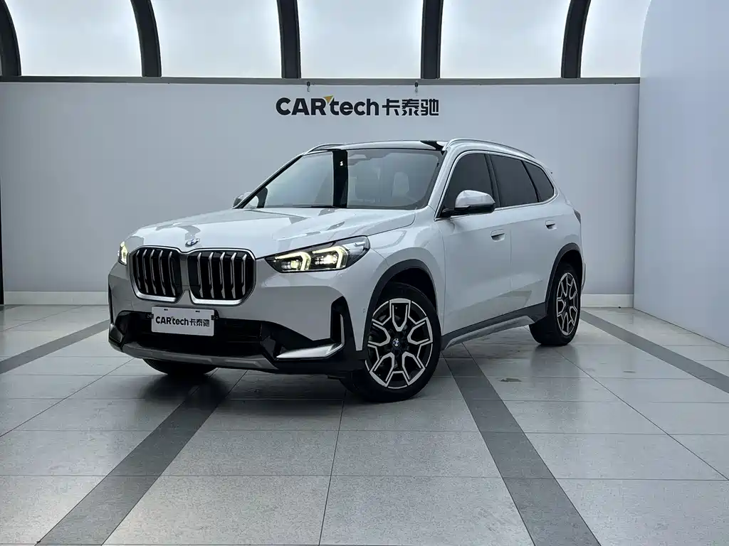 BMW X1 2024 — фото 1