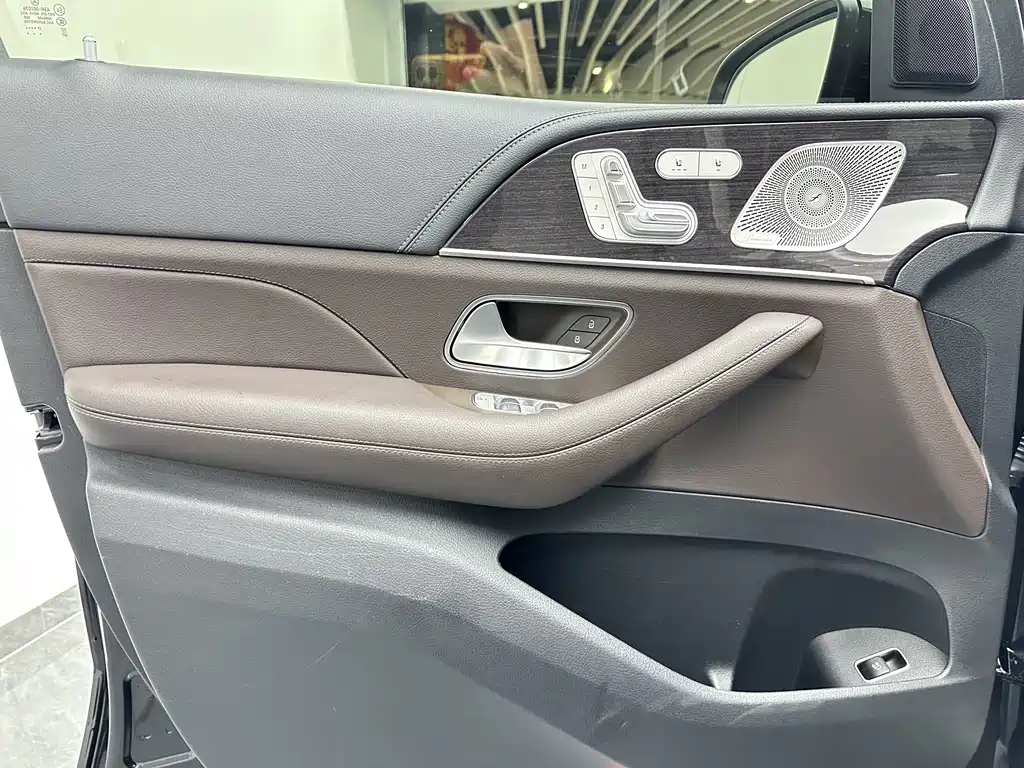 Mercedes-Benz GLS 2022 — фото 22