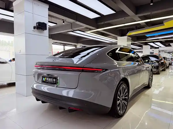 NIO ET5 2023