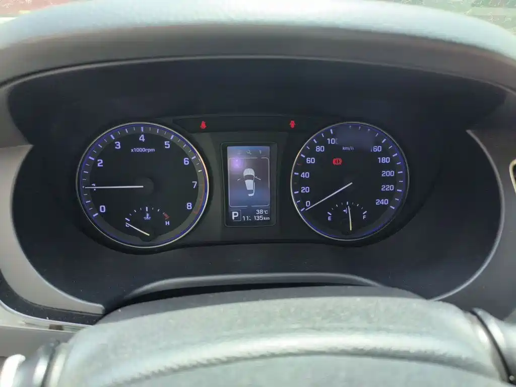 Hyundai Mistra 2015 — фото 4