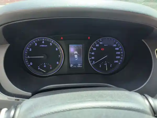 Hyundai Mistra 2015