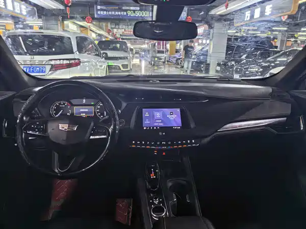 Cadillac XT4 2021