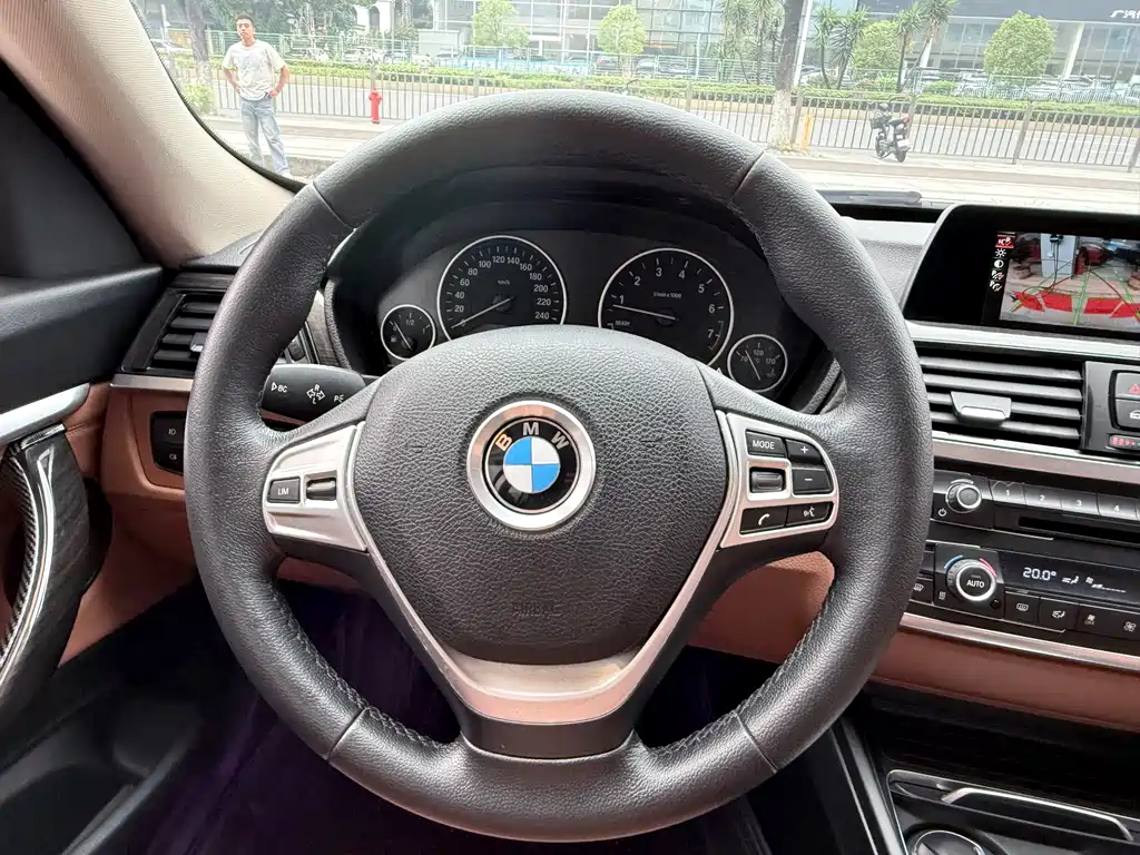 BMW 3 Series GT 2016 — фото 8