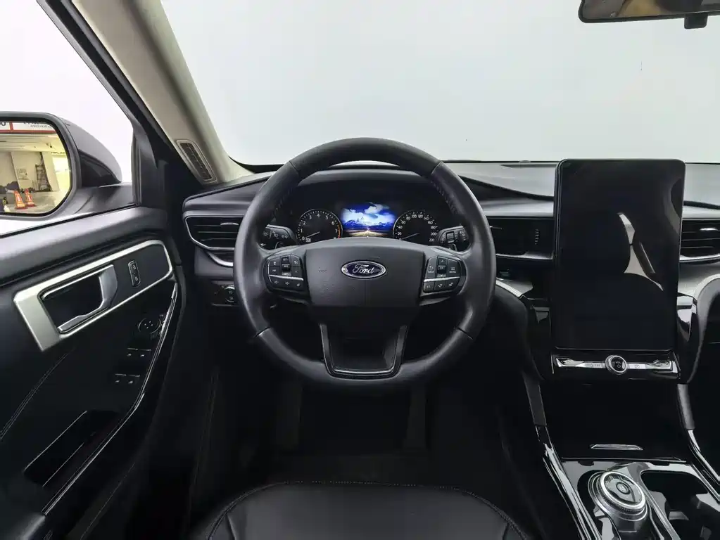 Ford Explorer 2021 — фото 13