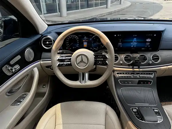 Mercedes-Benz E-Class 2023