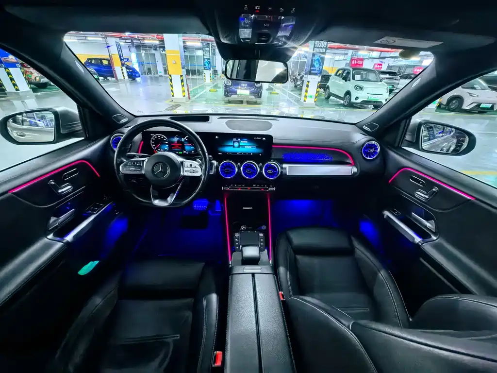 Mercedes-Benz EQB 2022 — фото 13