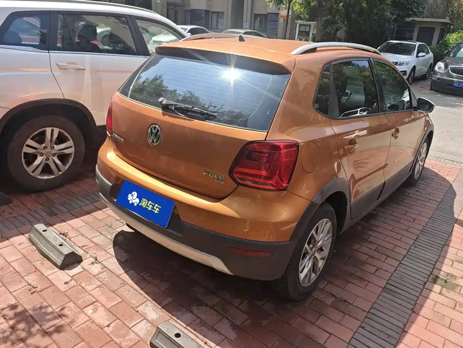 Volkswagen Polo 2016