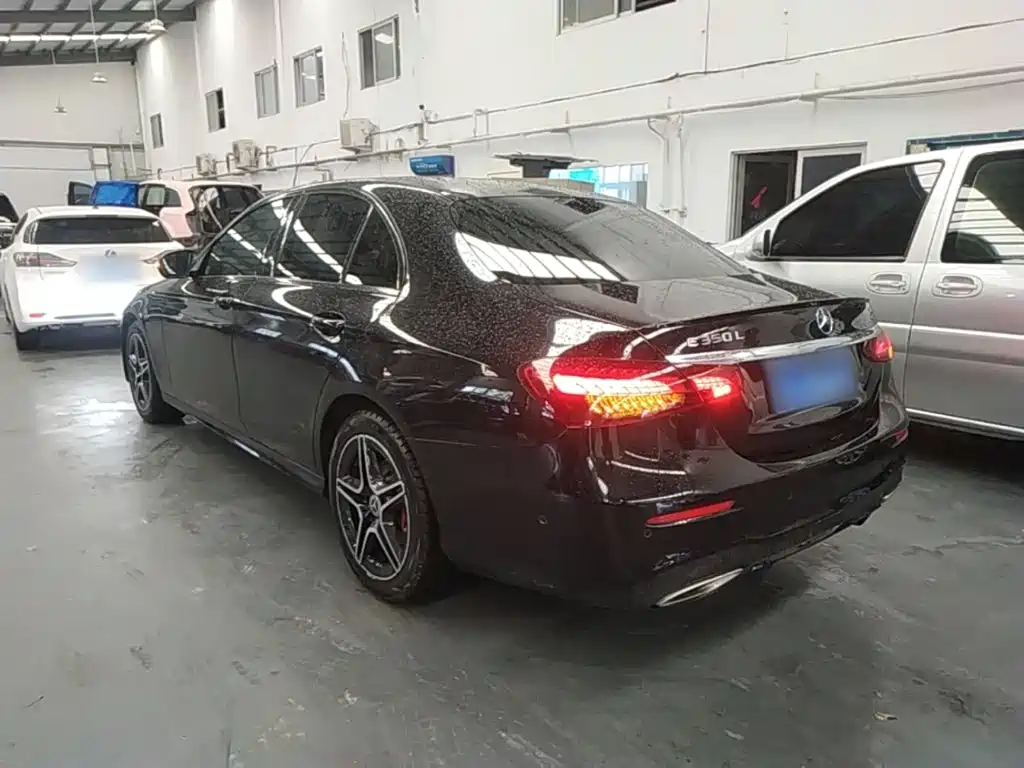 Mercedes-Benz E-Class 2021