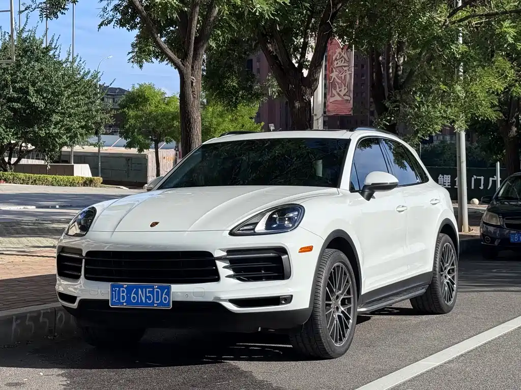 Porsche Cayenne 2023 — фото 1