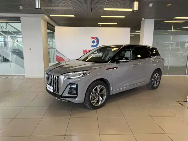 Hongqi HS3 2023
