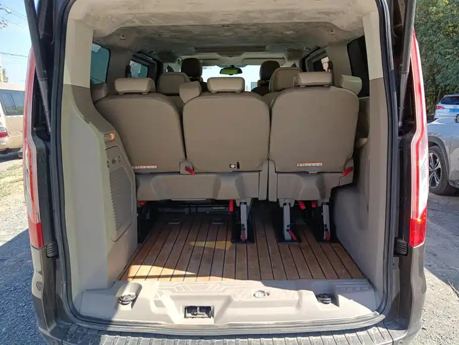 Ford Tourneo 2018 — фото 4