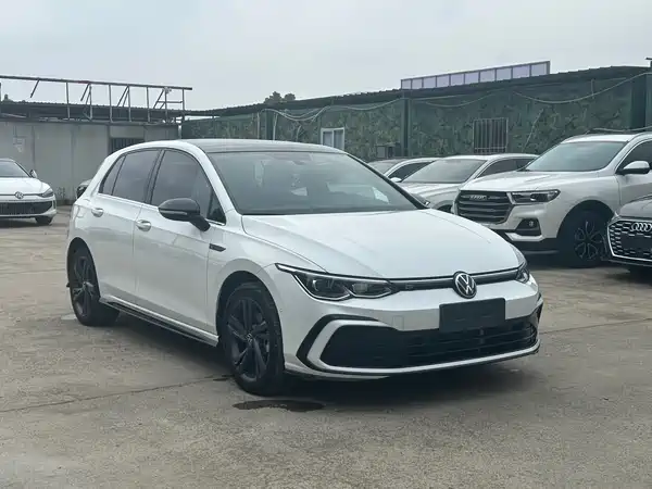 Volkswagen Golf 2023