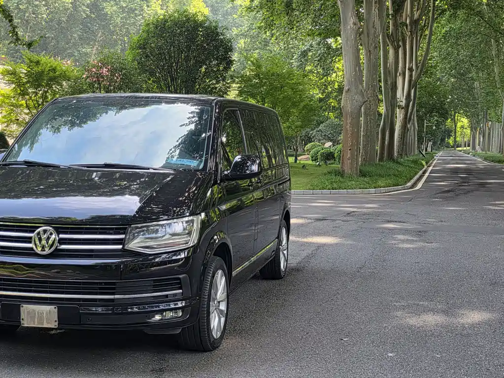 Volkswagen Multivan 2019 — фото 2