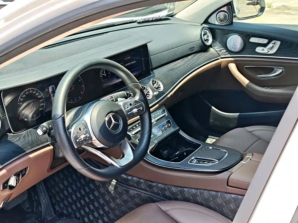 Mercedes-Benz E-Class 2019