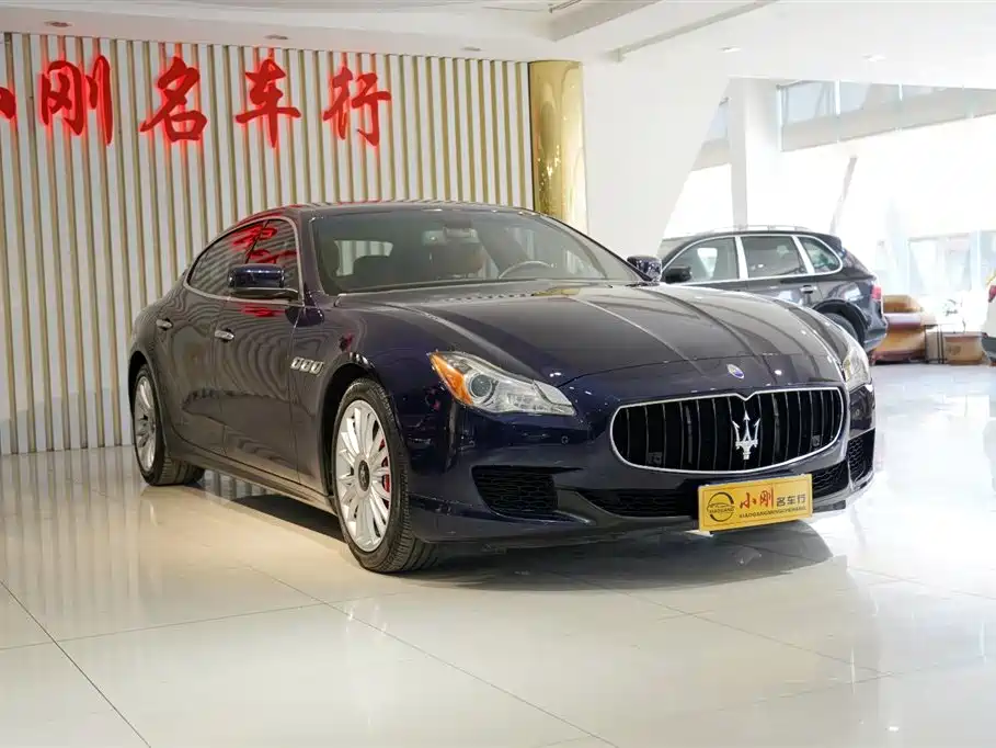 Maserati Quattroporte 2016 — фото 15