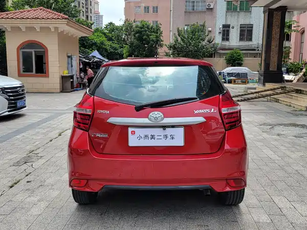 Toyota Yaris L 2016