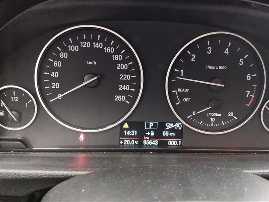BMW 3 Series 2013 — фото 14