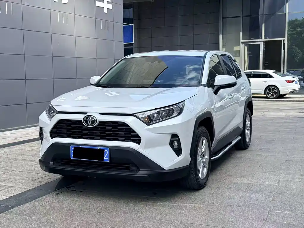 Toyota RAV4 2023