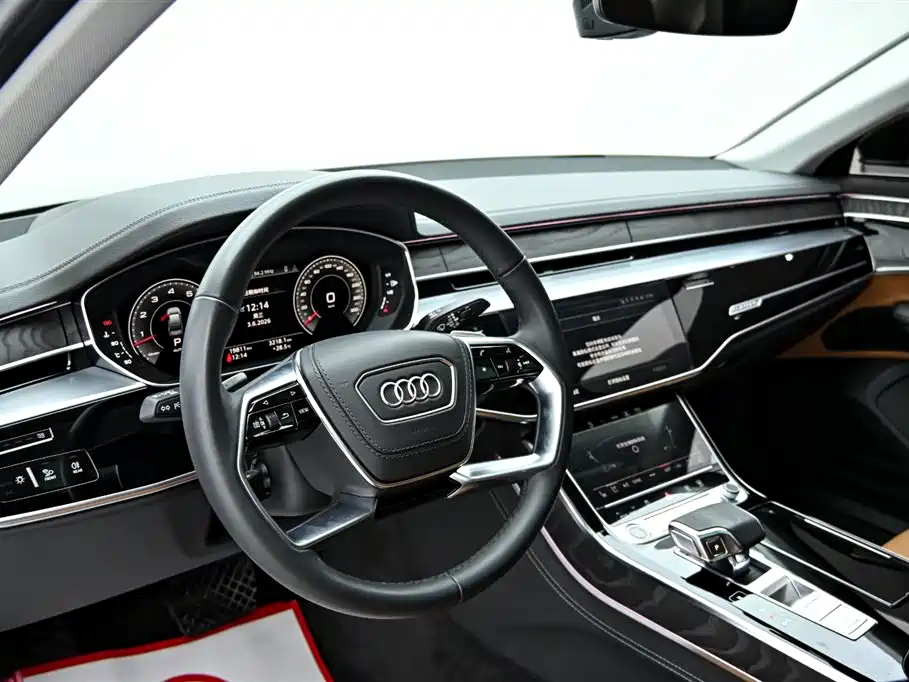 Audi A8 2023 — фото 15