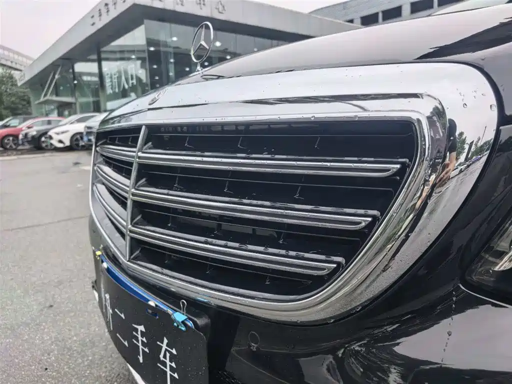 Mercedes-Benz E-Class 2018 — фото 8
