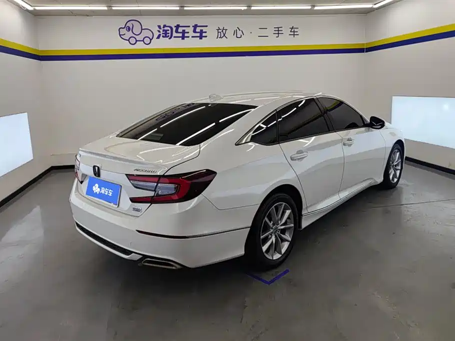 Honda Accord 2023 — фото 3