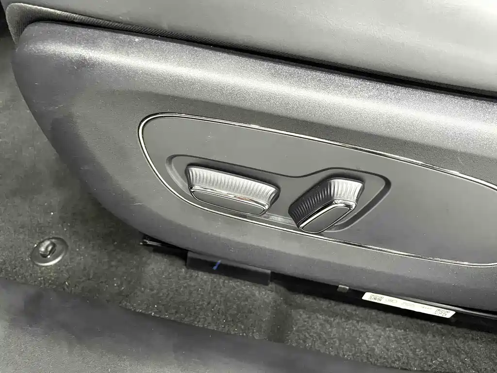 Toyota bZ3X 2025 — фото 16