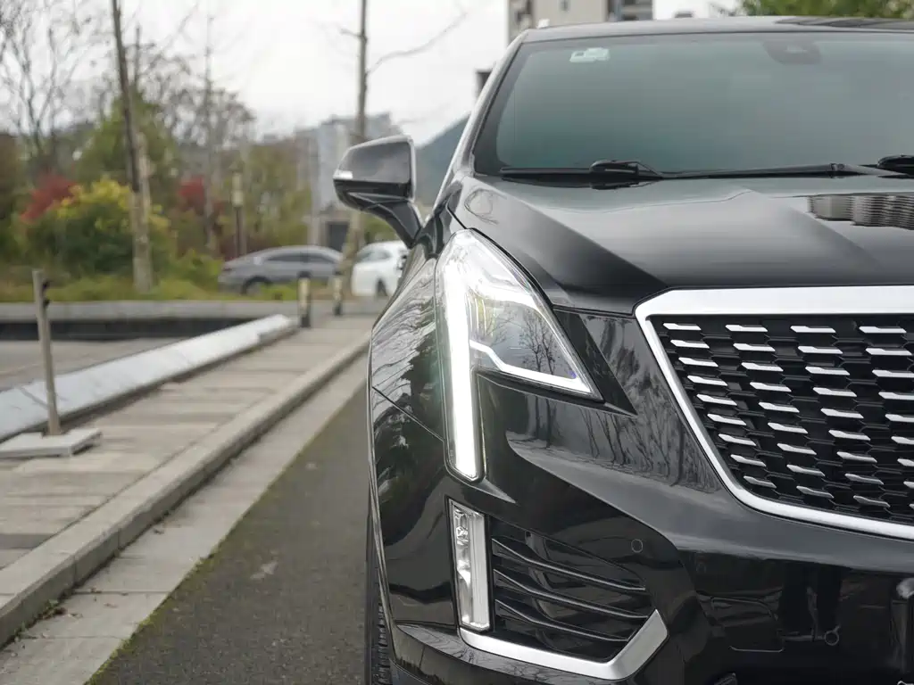 Cadillac XT5 2022 — фото 10