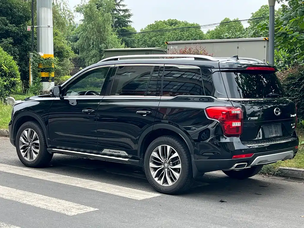 GAC Motor Trumpchi GS8 2017 — фото 4