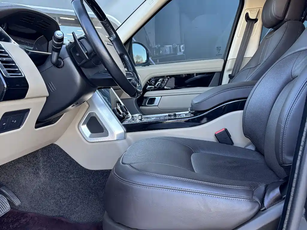 Land Rover Range Rover 2018 — фото 14