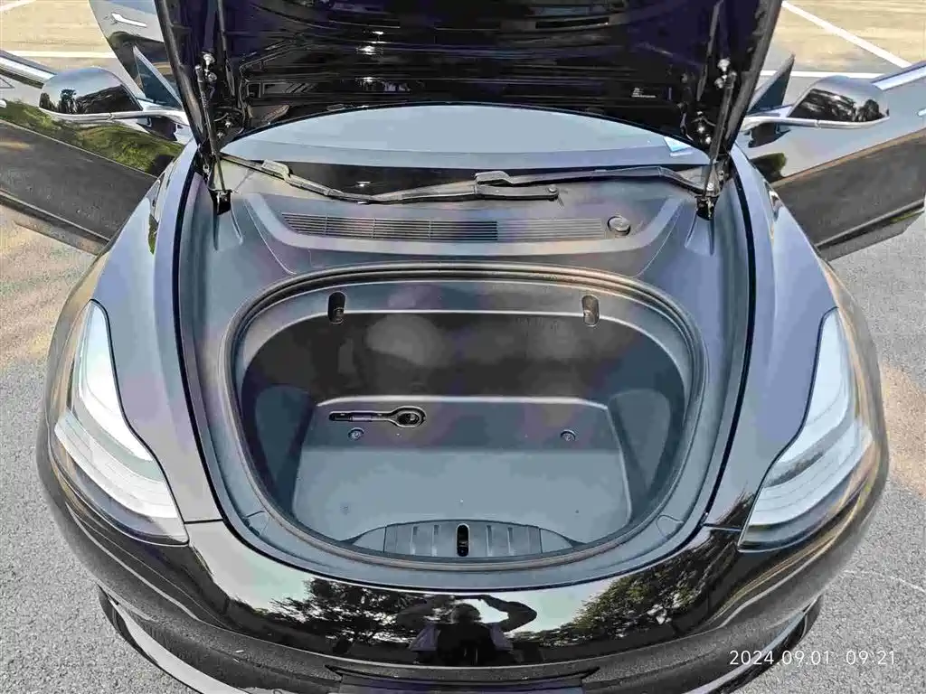 Tesla Model 3 2020 — фото 29