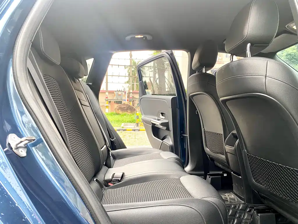 Mercedes-Benz B-Class 2020 — фото 14