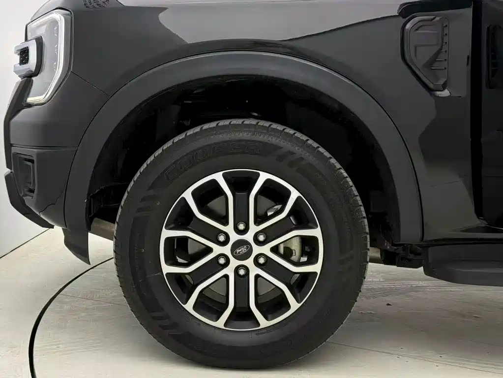 Ford Ranger 2024 — фото 20