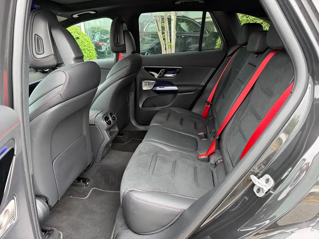 Mercedes-Benz GLC AMG 2025 — фото 19
