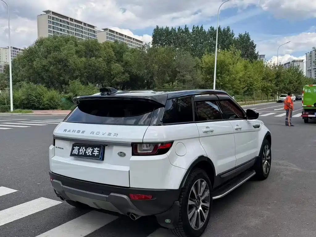 Land Rover Range Rover Evoque 2019 — фото 4