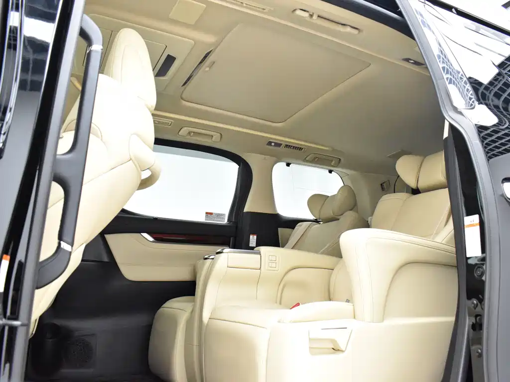 Toyota Alphard 2016 — фото 15