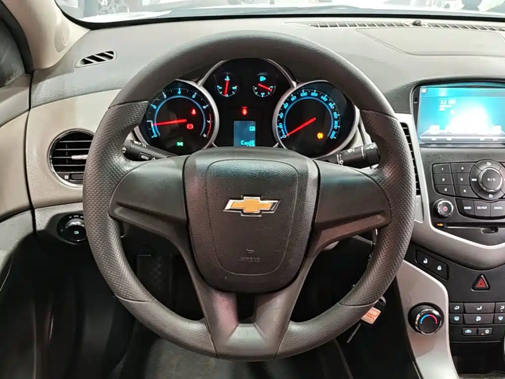 Chevrolet Cruze 2014 — фото 11