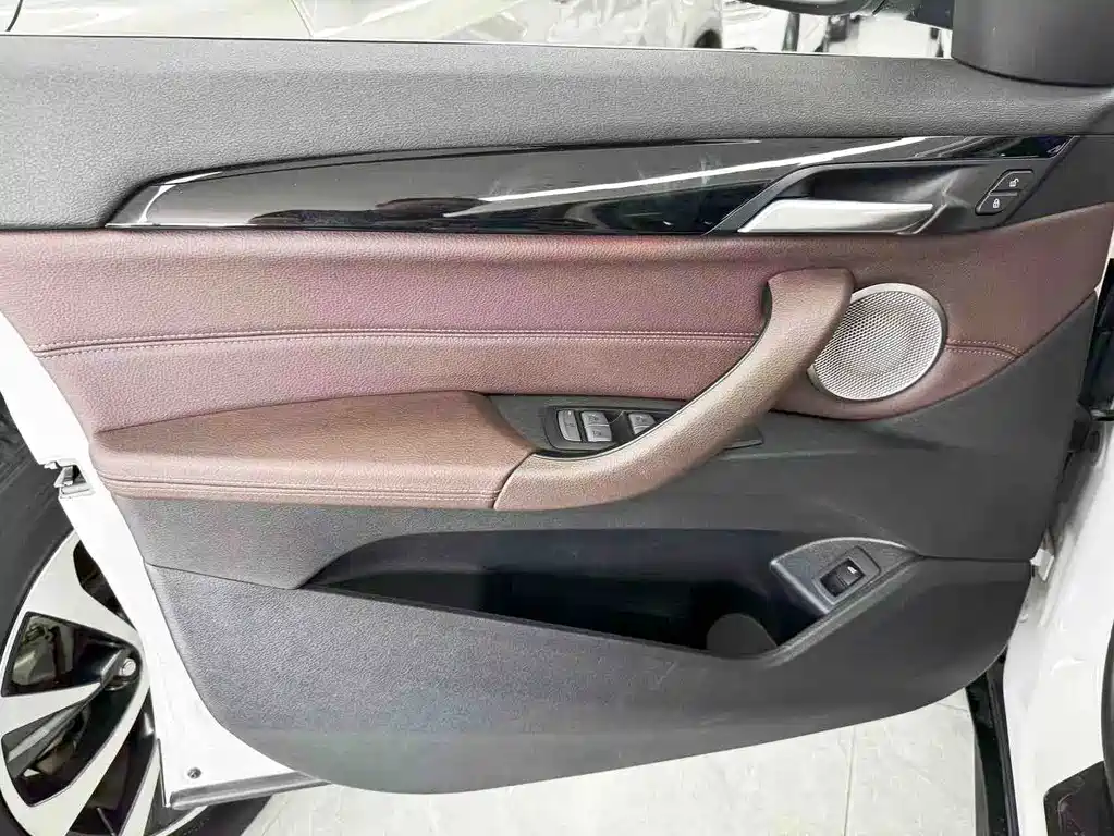 BMW X1 2022 — фото 13