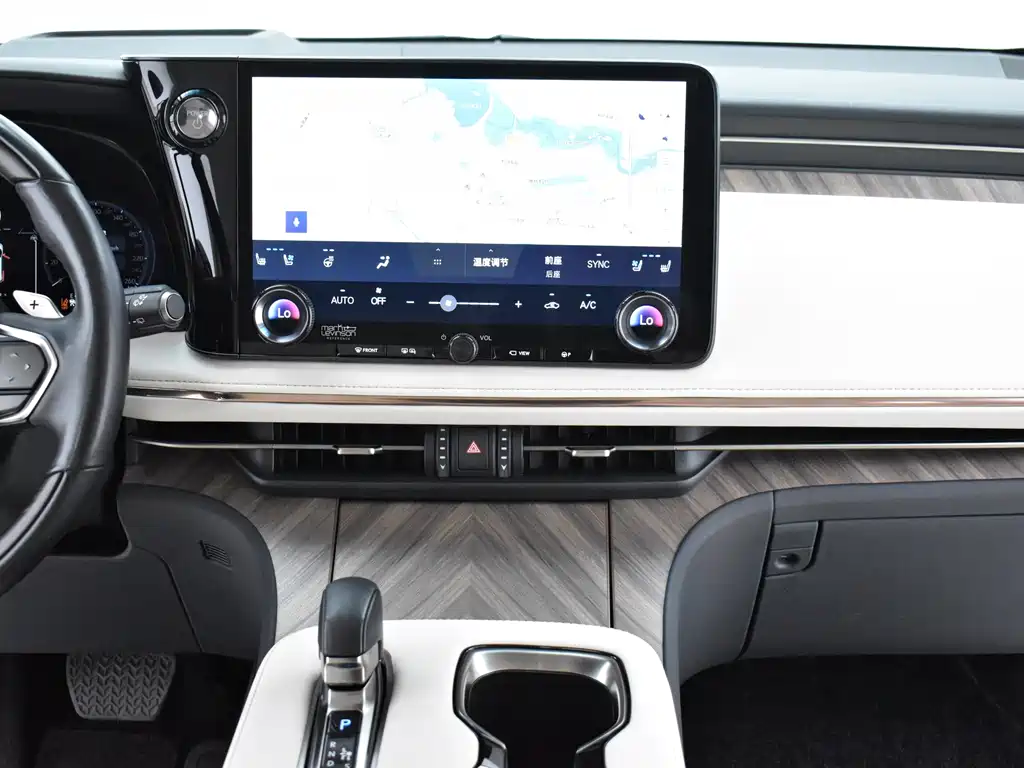 Lexus LM 2023 — фото 13