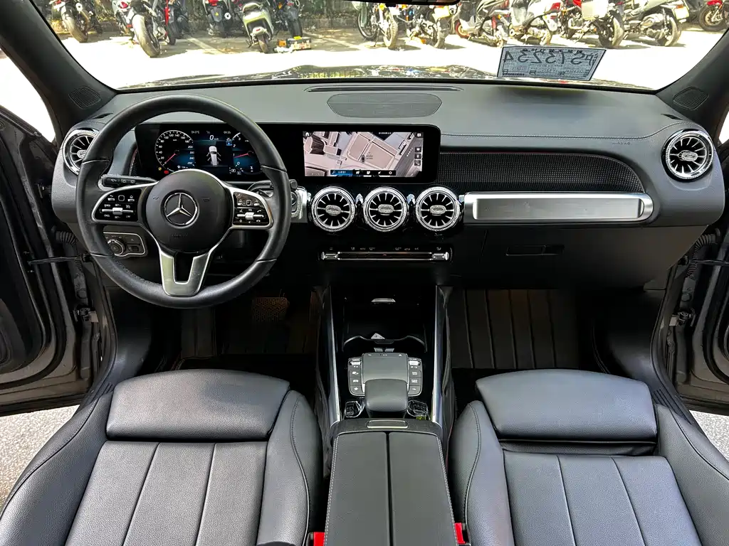 Mercedes-Benz GLB 2023 — фото 10