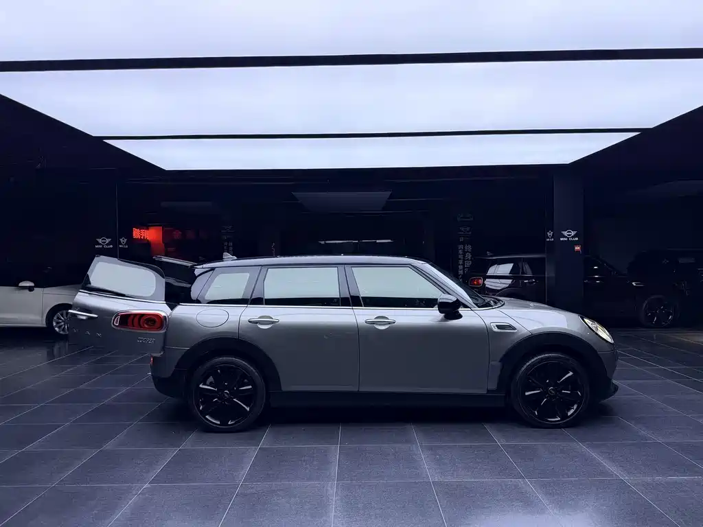 MINI Clubman 2016 — фото 10