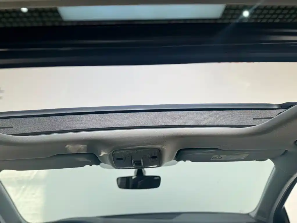 Audi Q3 Sportback 2023 — фото 11